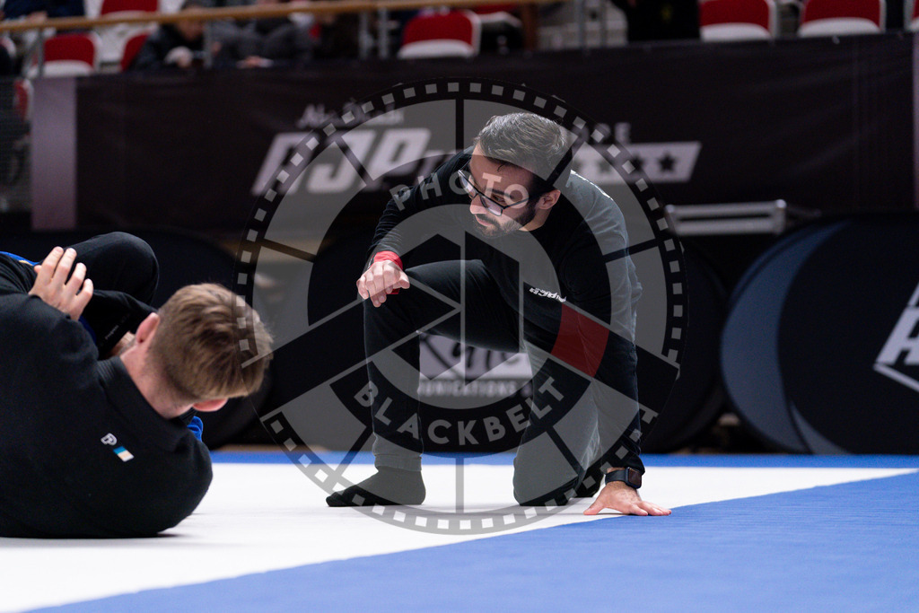 20241013PBB4384 | Athletes compete during the AJP Tour Europe Continental Jiu-Jitsu Amateurs & Masters Championship on October 13, 2024 in Almere near Amsterdam, Netherlands. © Chiara Dazi / photoblackbelt