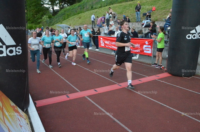 19-36-23_ | Meisterchip Fotoshop - Realisiert mit Pictrs.com