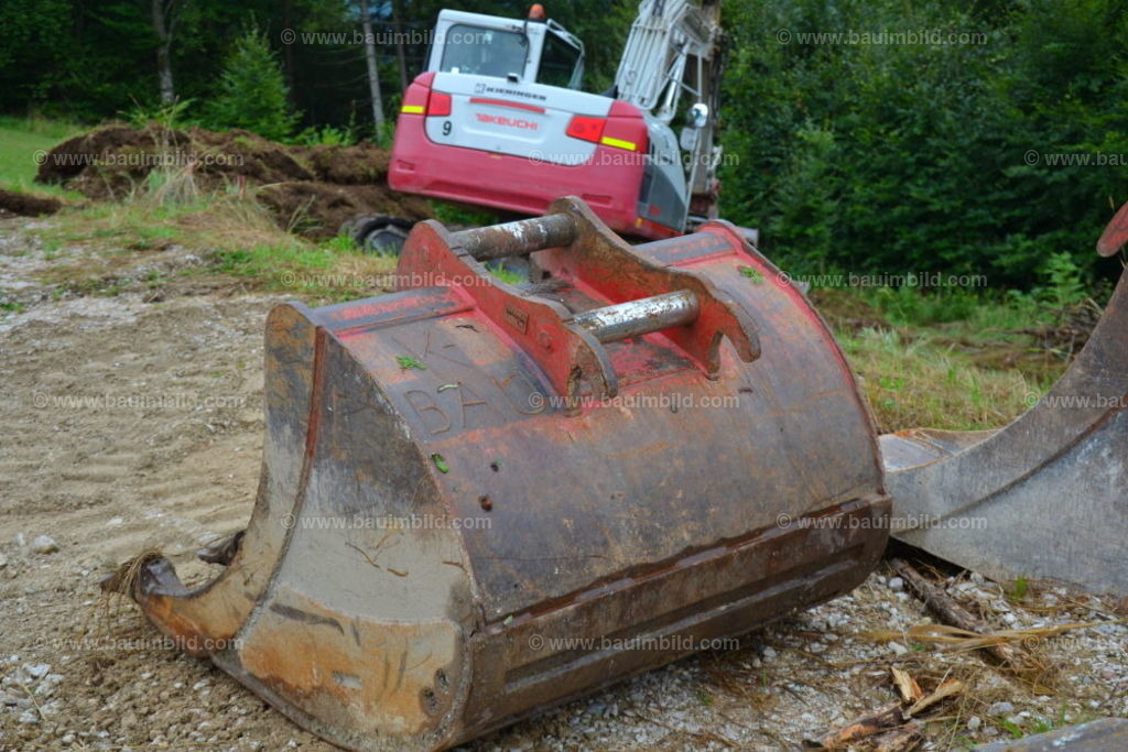 bib-lg02-erdarbeiten-0014 | Nach LV-Leistungsgruppen sortierte Detailfotos über den Bau eines Hauses. Alle Hausbau-Bilder direkt vom Urheber und Autor der Website Haus-Selber-Bauen.com