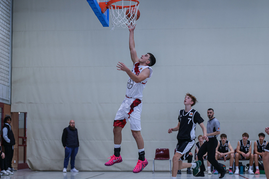 JBBL BAYER GIANTS vs Team BonnKöln RAG-97 | Fotos von Basketballspielen aus dem Raum NRW fotografiert von Gero Mueller-Laschet und Daniel Schaefer - Realisiert mit Pictrs.com