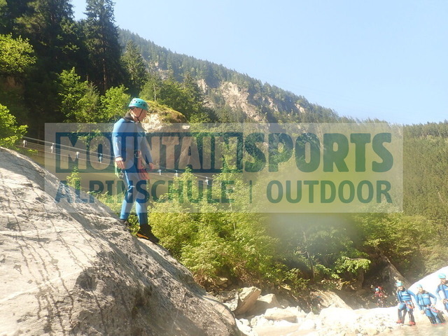 P1010240 | Bestelle die Bilder deines Berg- oder Wasser-Abenteuers mit Mountain Sports bequem von zu Hause aus direkt über unseren Online Fotoshop von pictrs.com. - Realisiert mit Pictrs.com