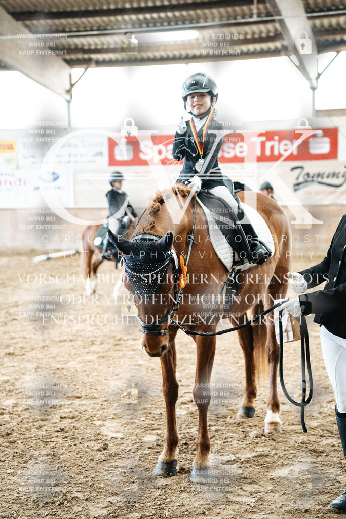 CK702940 | Turnierfotografie Pferdefotografie Trier Rheinland-Pfalz Pferdesport Reitsport Tierfotografie Sportfotografie Pferdevideo Pferdevideografie Equestrianvideography equestrianphotography  - Realisiert mit Pictrs.com