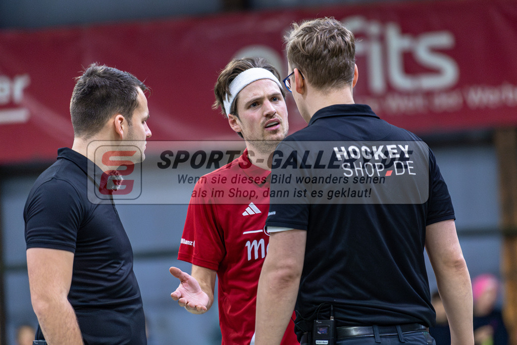 SM_2025-01-10_mD5_-207 | 1.Bundesliga Hallenhockey  (M) UHC - DCADA  / 9:7 (3:4)