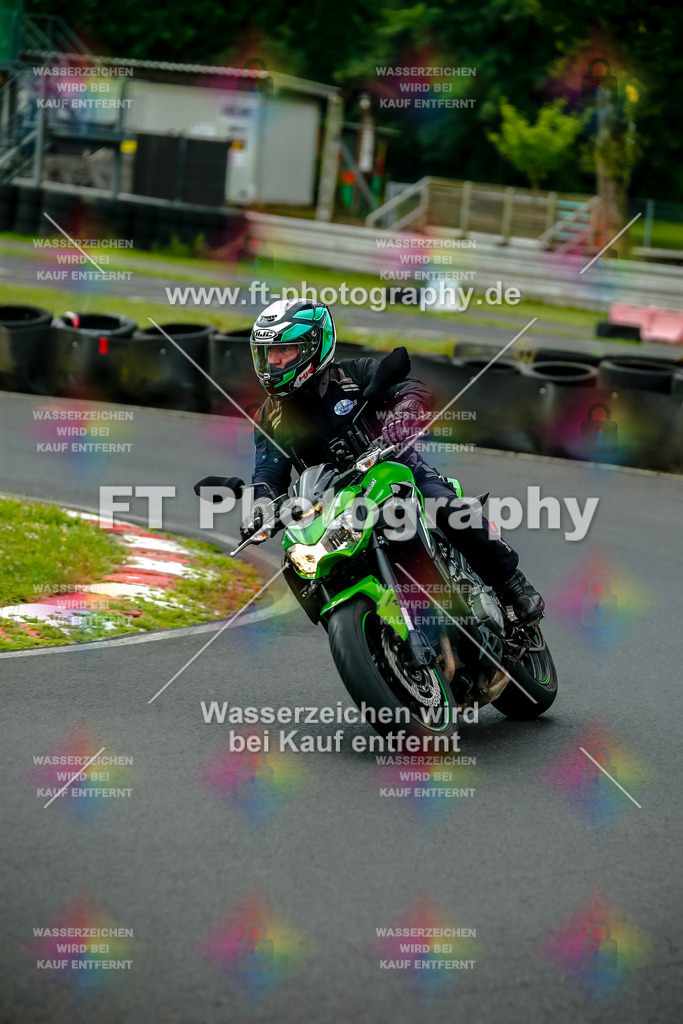 VBK-3965 | Hier findet Ihr Bilder von Touristenfahrten auf der Nürburgring Nordschleife oder von anderen Veranstaltungen die ich besucht habe. Viel Spass beim Durch Schauen 