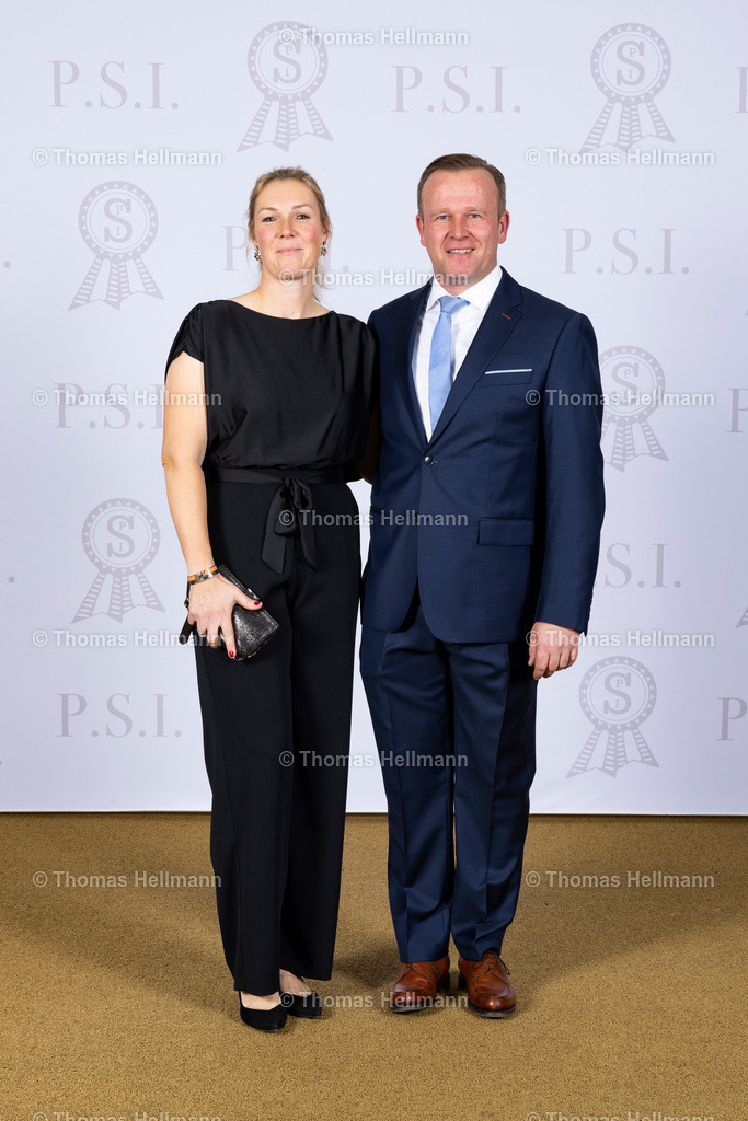 PSI Empfang-0408 | Der professionelle Turnierfotograf ✓ Reitsport Bilder ▷ Shop ✚ günstig & schnell ✚ mit Zugang für Redakteure