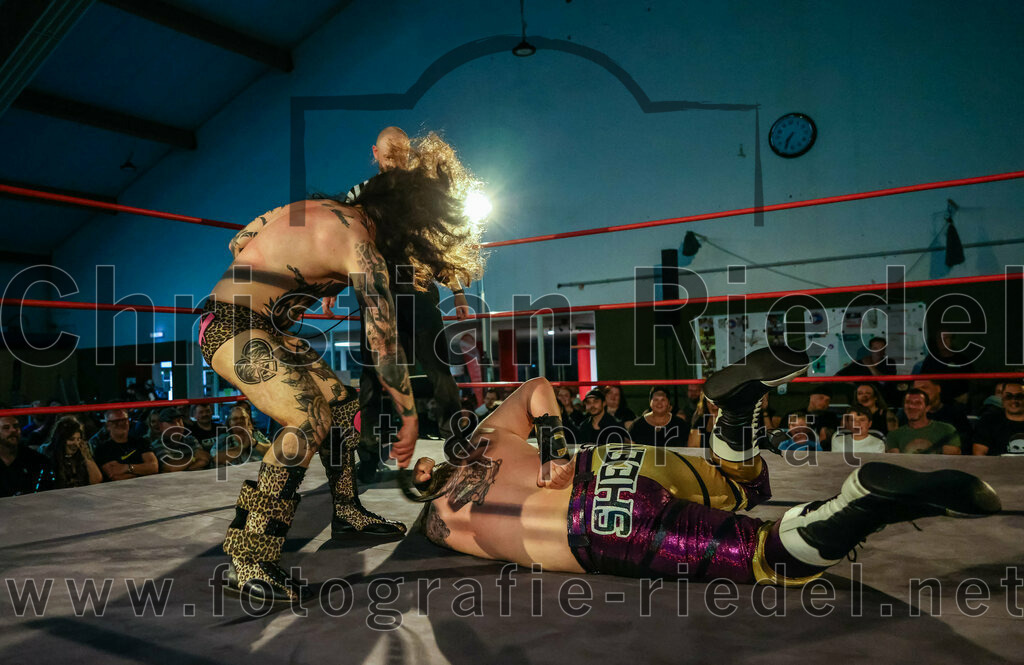 2023-08-12_064_EWS_Wrestling_ERDING | Erding, Deutschland, 12.08.2023:
Wrestling, Saison 2023, EWS Wrestling ERDING

Foto: Christian Riedel / fotografie-riedel.net