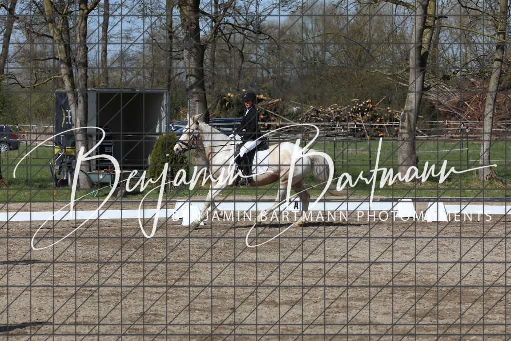 AZ2A3150 | Benjamin Bartmann Photomoments