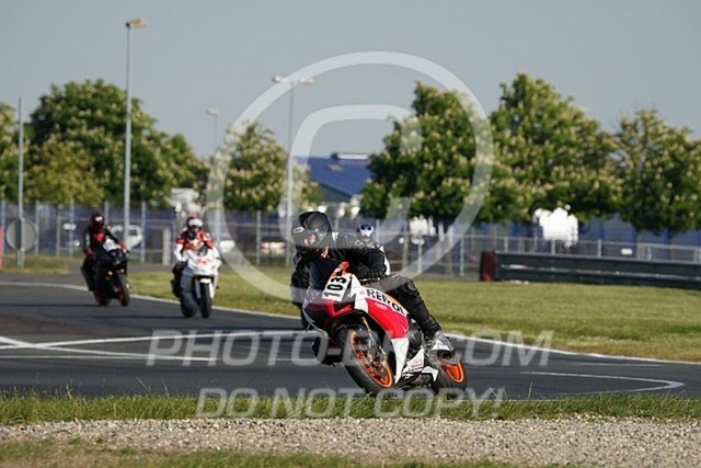 2025_05_12_PBK_14204 | Sportfotografie; SlowMotion; Video; Rennstrecke; Hafeneger; Speer; Racing; RSE; BMW; CBO; Trackday; Motorsportarena; Hockenheimring; Brno; Most; Barcelona; Valencia