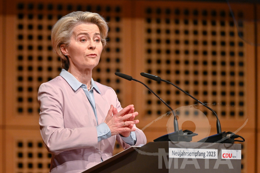 _DWI0732 | Politikerin Ursula von der Leyen beim CDU-NRW Neujahrsempfang in Düsseldorf. Düsseldorf, 28.01.2023 - Realisiert mit Pictrs.com