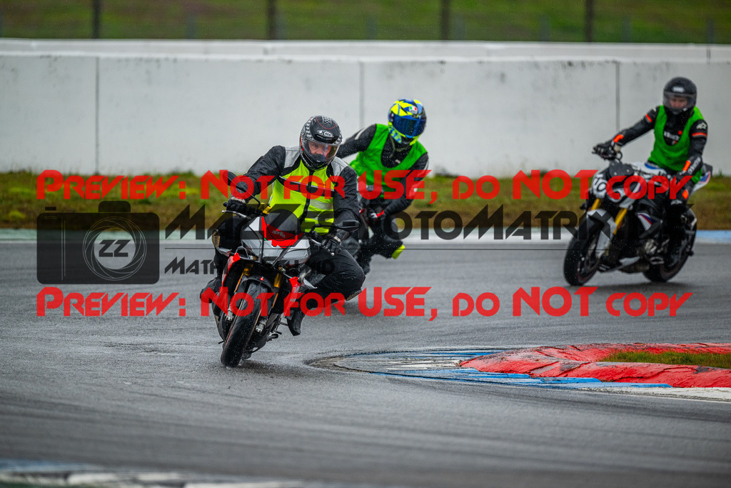 MaZZes_Fotomatrix_20240401_6007705_1999 | INST