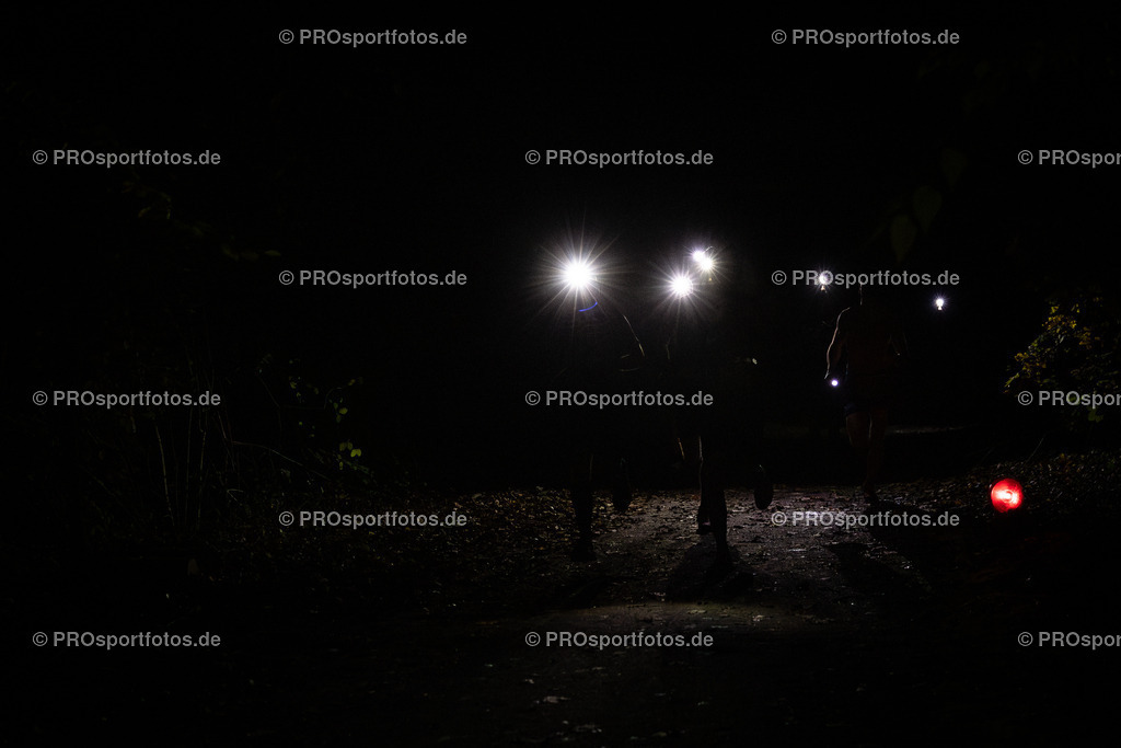 Halloween Run 2024 in Koeln, 31.10.2024 | Impressionen vom Halloween Run 2024 am 31.10.2024 in Koeln (Forstbotanischer Garten Rodenkirchen). Foto: BEAUTIFUL SPORTS/Axel Kohring