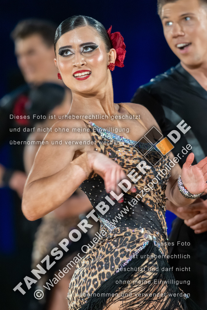 20260322-02439 | Hier finden Sie Tanz Bilder vom Latein und Standard Formationen tanzen. Sportbilder vom Tanzsport. Schöne Fotos und von Weltmeisterschaft, Europameisterschaft, Bundesliga, Regionalliga, Oberliga und Landesliga sowie von GOC Stuttgart, DanceComp, WM Bremen