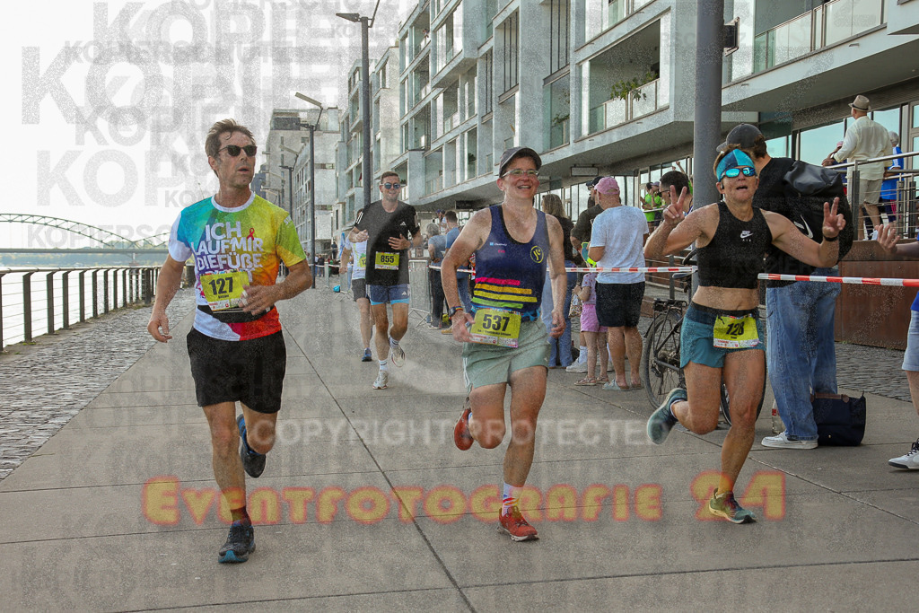 250920_1447_EX1_7536 | Sportfotografie im Rhein-Sieg Kreis, Köln, Bonn, NRW, Rheinland Pfalz, Hessen, etc. Unser Tätigkeitsfeld umfasst den Laufsport vom Volkslauf über den Marathon, Duathlon, Triathon bis zum Ultralauf wie Kölnpfad Ultra oder Schindertrail.