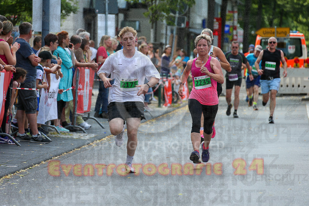 220625_1656_EX1_5466 | Sportfotografie im Rhein-Sieg Kreis, Köln, Bonn, NRW, Rheinland Pfalz, Hessen, etc. Unser Tätigkeitsfeld umfasst den Laufsport vom Volkslauf über den Marathon, Duathlon, Triathon bis zum Ultralauf wie Kölnpfad Ultra oder Schindertrail.