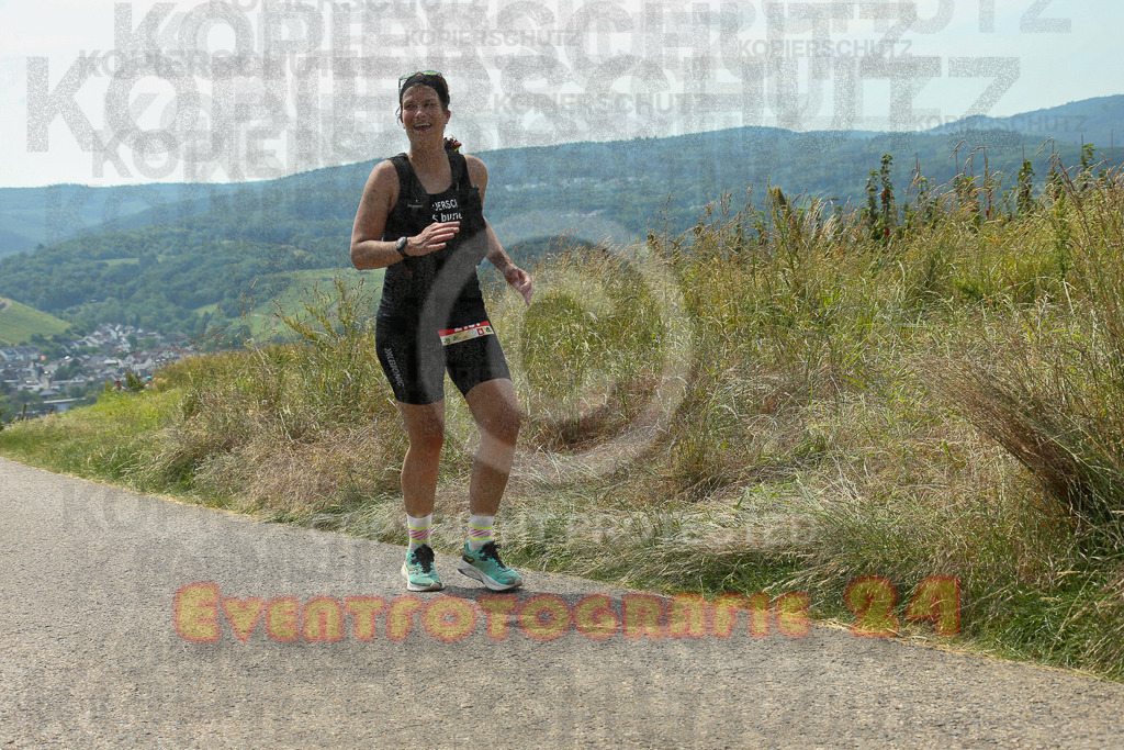 250614_1213_EX1_6902 | Sportfotografie im Rhein-Sieg Kreis, Köln, Bonn, NRW, Rheinland Pfalz, Hessen, etc. Unser Tätigkeitsfeld umfasst den Laufsport vom Volkslauf über den Marathon, Duathlon, Triathon bis zum Ultralauf wie Kölnpfad Ultra oder Schindertrail.