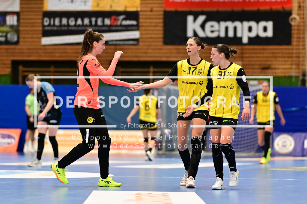Handball I Frauen I Saison 2024-2025 I 1. HBF I 12. Spieltag I Buxtehuder SV - Borussia Dortmund I 052866 | Der Sportfotograf. - Realized with Pictrs.com