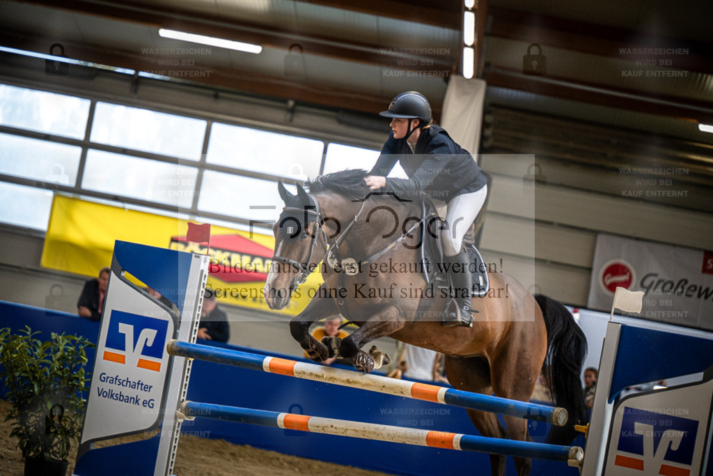 DOS_1011 | Entdecke hochwertige Reitturnierfotos von Foto Oger. Professionell, emotional und authentisch – jetzt Lieblingsmomente im Shop bestellen. - Realisiert mit Pictrs.com