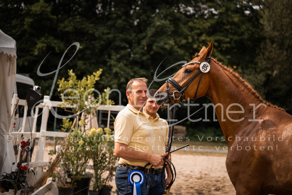 5.Fr00133 | Leoni Ertmer Photography - Realisiert mit Pictrs.com