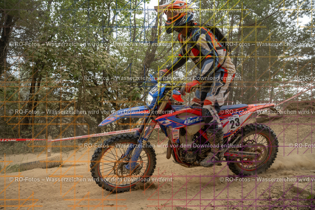 Niederwürzbach 4 Lauf-1226 | Sportfotografie von RO-Fotos: Motorsport, Motocross, Enduro, Laufveranstaltungen und Triathlon. Professionelle Fotos von Sportlern und Events. - Realisiert mit Pictrs.com