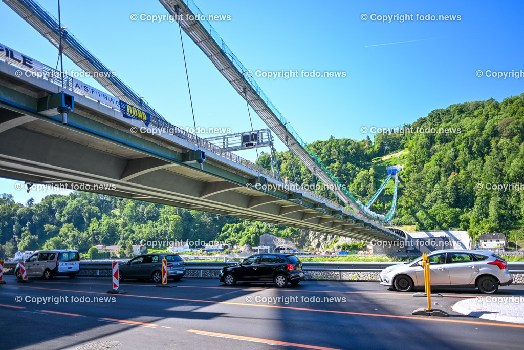 Westring A26_ Westringbruecke_ 14.05.2024-9 | 14.05.2024, Westring A26, AUT, Westring A26, Westringbruecke, im Bild Westringbruecke, Brücke, Baustelle, Wegweiser, Fahrbahn, Asphalt, Verkehr, B127, Donau