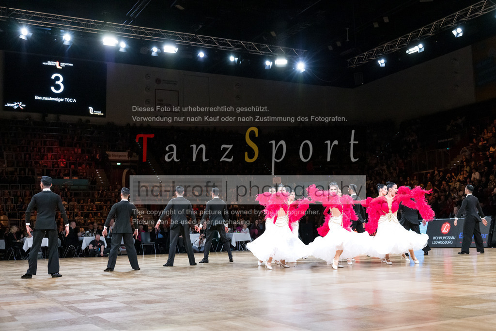 20241109_DM-Formationen_5305 | Tanzsportbilder, Standardtanz, Lateintanz, WDSF, DTV, LTVB, dancecomp, goc, hessen tanzt, blaues band der spree, walzer, tango, wiener walzer, slowfox, quickstepp, samba, rumba, cha-cha-cha, paso doble. jive, hd-kroft photography, turniertanzsport