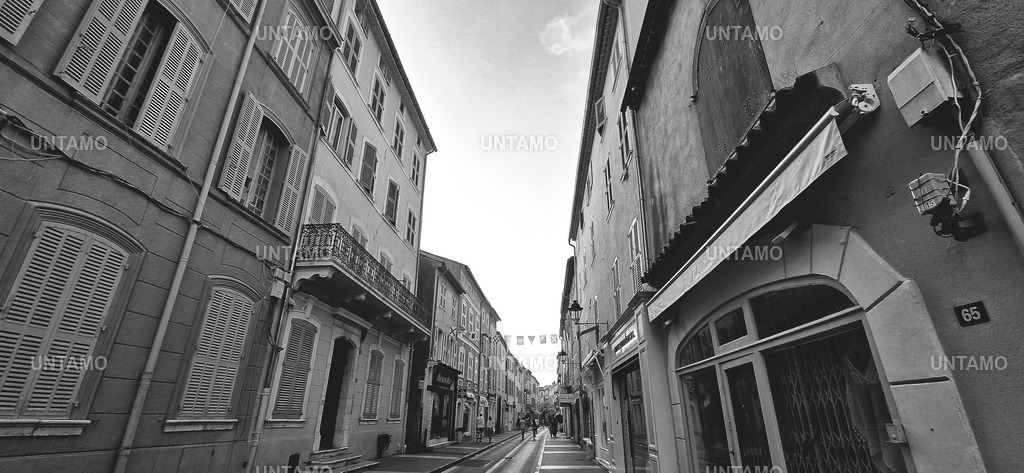 ShoppingSt.TropezSWDunkel.2.0 | untamo - Realisiert mit Pictrs.com