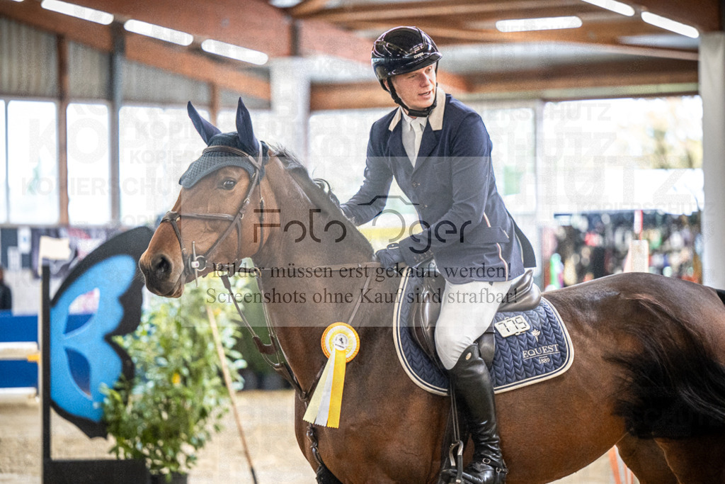 DOS_0003 | Entdecke hochwertige Reitturnierfotos von Foto Oger. Professionell, emotional und authentisch – jetzt Lieblingsmomente im Shop bestellen.Deutschlandweite Turnierfotografie. - Realisiert mit Pictrs.com