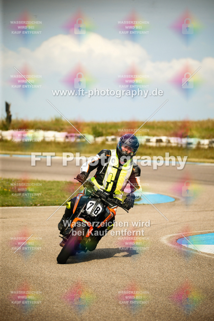 _MOT6255 | Hier findet Ihr Bilder von Touristenfahrten auf der Nürburgring Nordschleife oder von anderen Veranstaltungen die ich besucht habe. Viel Spass beim Durch Schauen 