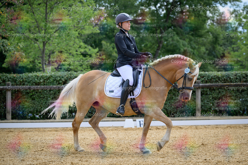 Limm_Katrin_Siri_230722_05 | gis-fotografie