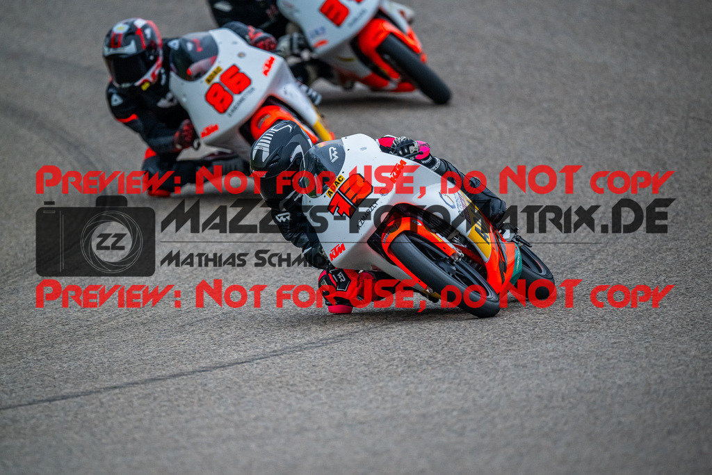MaZZes_FotoMatrix_240503_6007705_1467 | KTM