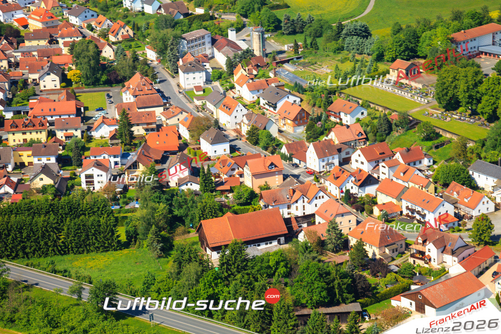 Die Luftaufnahme Johannisthal - Küps wurde vom UL-Flugzeug (keine Drohne) aus fotografiert.Hohe Druck- Auflösung-die Geschenkidee!