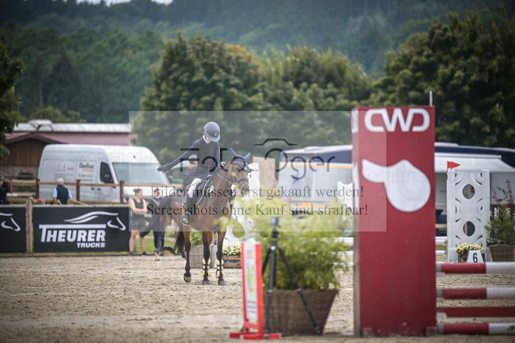 DOS_0803 | Entdecke hochwertige Reitturnierfotos von Foto Oger. Professionell, emotional und authentisch – jetzt Lieblingsmomente im Shop bestellen.Deutschlandweite Turnierfotografie. - Realisiert mit Pictrs.com