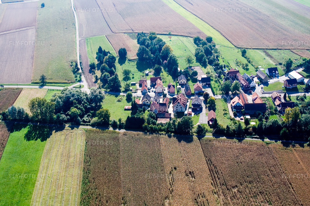 Vue aérienne: Scheibenhardt à Scheibenhard dans le département Bas Rhin, France. Photo: IMG_13546.jpg prise le 28/09/2008 par Werner Riehm/FLY-FOTO.euRésolution de l'original: 3250 x 2166 px