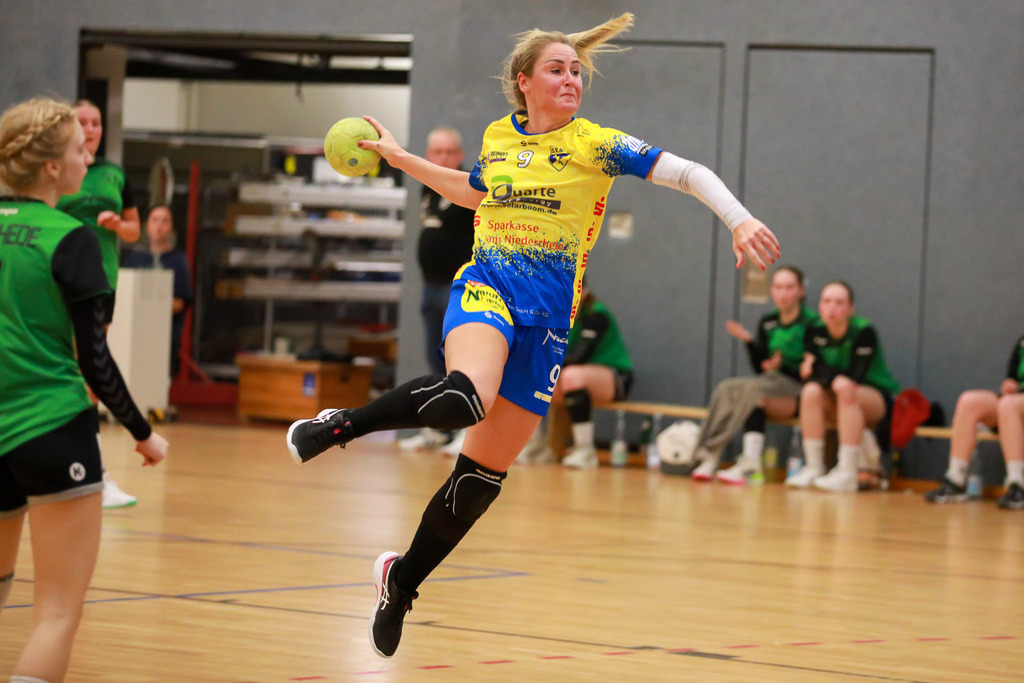 HcTvRhedeII_SvNeukirchen_150924_114 | Bildergalerie von Sport-Ereignissen aber auch von weiteren spannenden Dingen - nicht nur vom Niederrhein. In Anlehnung an den bekannten Spruch von Hanns Dieter Hüsch heißt das Motto: "Niederrhein ist überall".  - Realisiert mit Pictrs.com