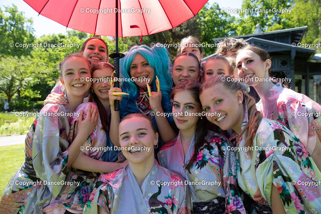 GPHY3983 | DanceGraphy - Realisiert mit Pictrs.com