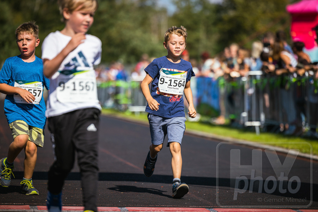 16. Hoywoj-CityLauf im Sportforum Hoyerswerda - 16.09.2023 | 1km VBH-Grundschul-Lauf 2. Klassen - Realisiert mit Pictrs.com