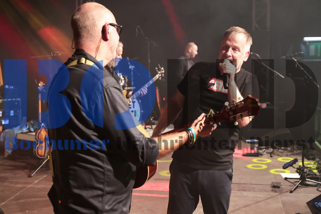 SES_GEBZFR20250828-80 | bond - Realisiert mit Pictrs.com