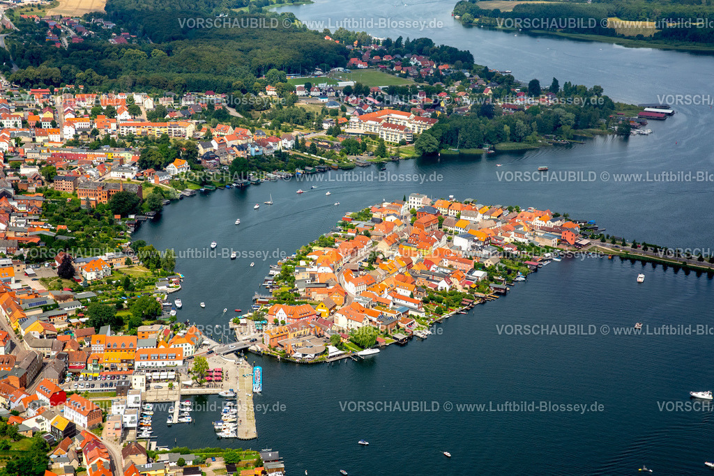 Mueritz16070964Malchow | Insel Malchow mit Hafen und neuer Zugbrücke,  Malchow, Mecklenburgische Seenlandschaft, Mecklenburgische Schweiz, Mecklenburg-Vorpommern, Deutschland