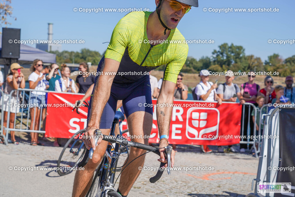 DSC00814 | Vienna Triathlon 2024                                        P3 Event                                                             #yourpictrs #sportshot_your_pictrs                 @Sportshotphotography                                     Photo Credit: www.sportshot.de