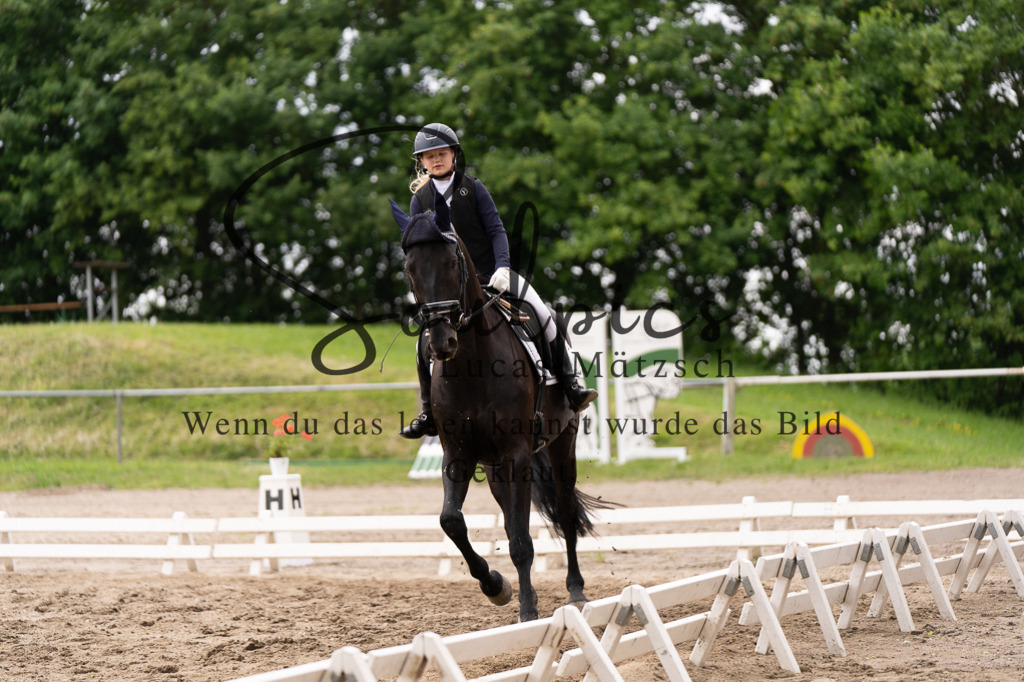 A7505945 | Turnier/Reitfotograf