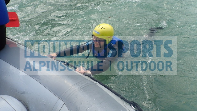 P7010100 | Bestelle die Bilder deines Berg- oder Wasser-Abenteuers mit Mountain Sports bequem von zu Hause aus direkt über unseren Online Fotoshop von pictrs.com. - Realisiert mit Pictrs.com