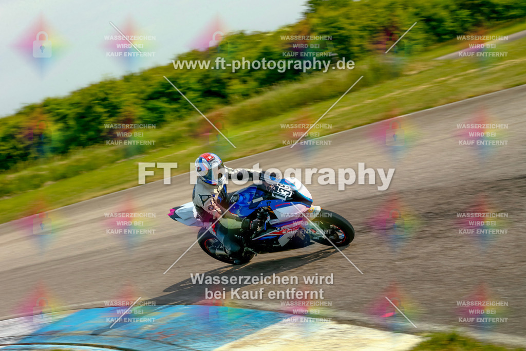 _MOT0704 | Hier findet Ihr Bilder von Touristenfahrten auf der Nürburgring Nordschleife oder von anderen Veranstaltungen die ich besucht habe. Viel Spass beim Durch Schauen 