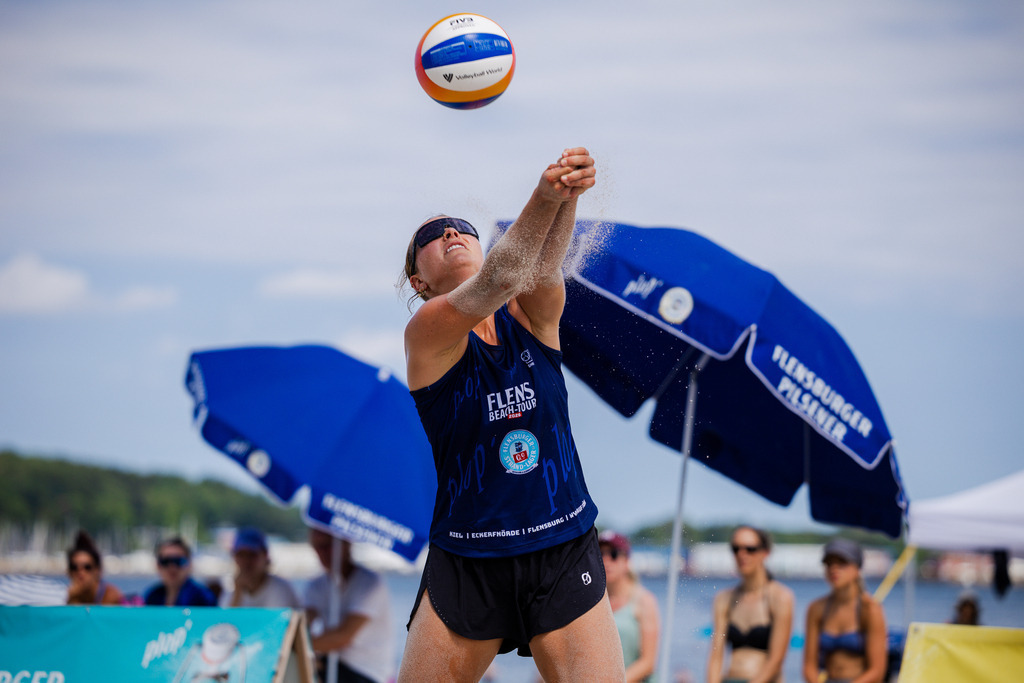 Beachvolleyball I Saison 2026 I FLENS Beach-Tour I 5. Turnier I Ostseebad Eckernförde | Jasper Lorenz Fotografie - Realisiert mit Pictrs.com