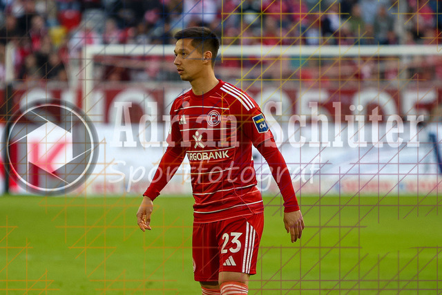 10.04.2026, GER, Fussball, Herren, 2. BL, Saison 2025/2026, Fortuna Düsseldorf - Holstein Kiel | Shinta Appelkamp (Düsseldorf) schaut 