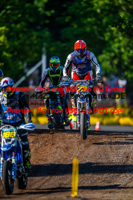 MaZZes_FotoMatrix_230611_1572 | S2