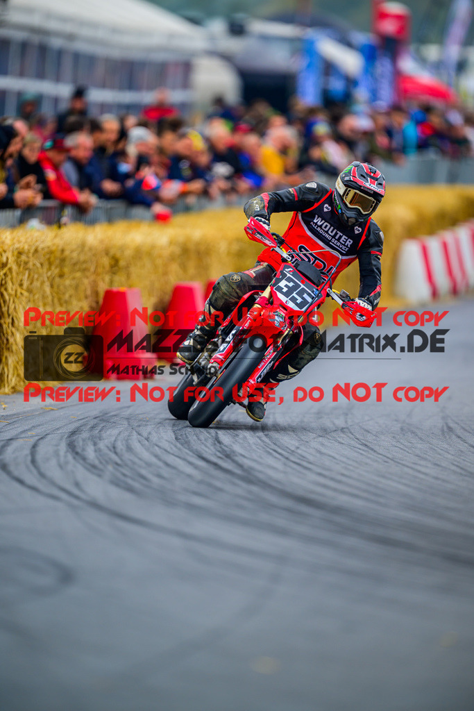 MaZZes_Fotomatrix_20251012_6007705_9117 | PRESTIGE