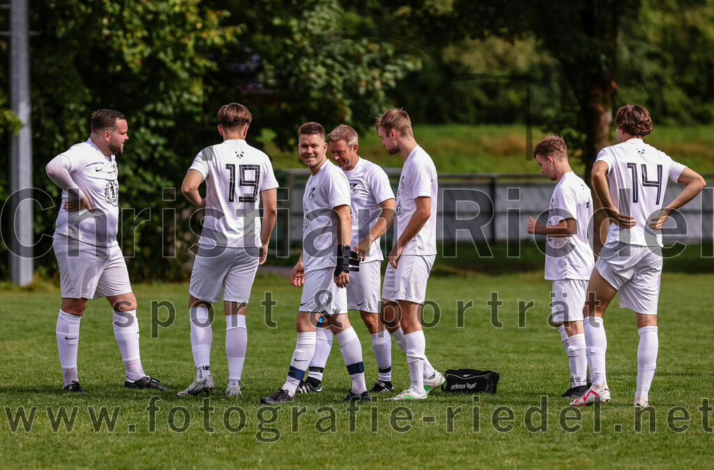 2023-08-27_004_TSV_Egmating_II_gegen_SG_Grasbrunn-Haar_II | Egmating, Deutschland, 27.08.2023:
Fußball, B-Klasse 2023 / 2024, 2. Spieltag, TSV Egmating II gegen (SG) Grasbrunn / Haar II, Endergebnis: 1:2

Foto: Christian Riedel / fotografie-riedel.net