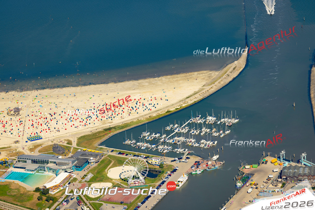 Aktuelles Luftbild von Bensersiel Camping Esens - Die Luftaufnahme wurde 2022 mittels UL-Flugzeug erstellt ( keine Drohne ) - hochauflösende Kamera-Systeme von  Canon -Beste Qualität - Für grossformatige Ausdrucke geeignet. Die Geschenkidee !