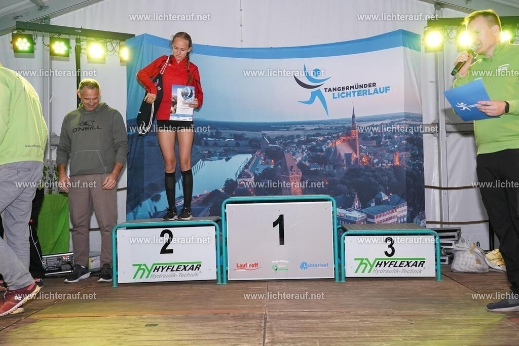 DSC05422 | Lichterlauf  - Realisiert mit Pictrs.com