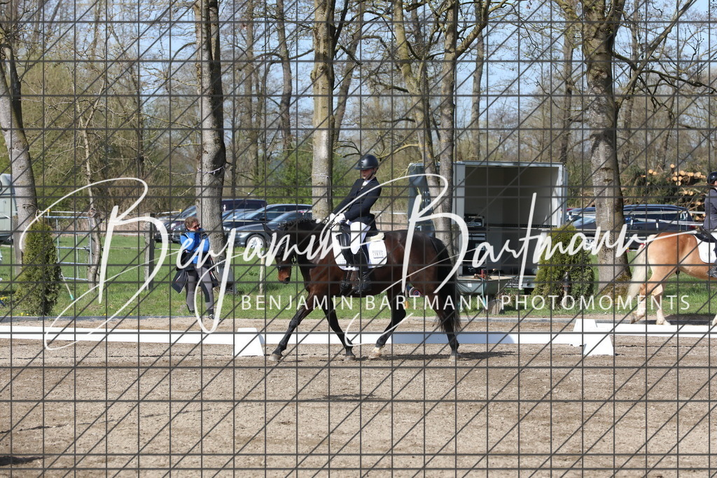 AZ2A3082 | Benjamin Bartmann Photomoments